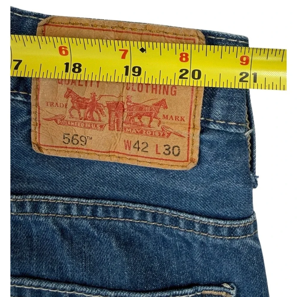 Levis levi 569